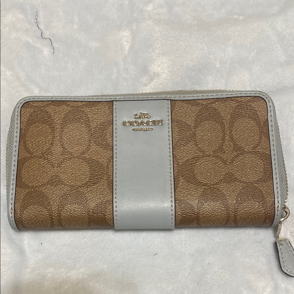 Coach Signature Brown and Cream Wallet